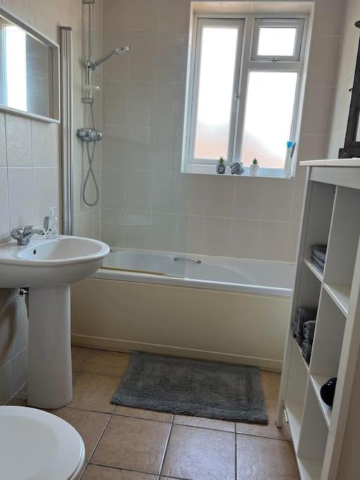 1 Bedroom Flat Sleeps 4 In Abingdon Oxfordshire 外观 照片