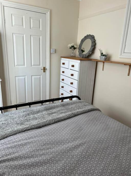 1 Bedroom Flat Sleeps 4 In Abingdon Oxfordshire 外观 照片