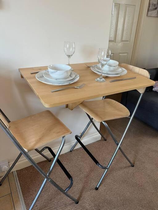 1 Bedroom Flat Sleeps 4 In Abingdon Oxfordshire 外观 照片